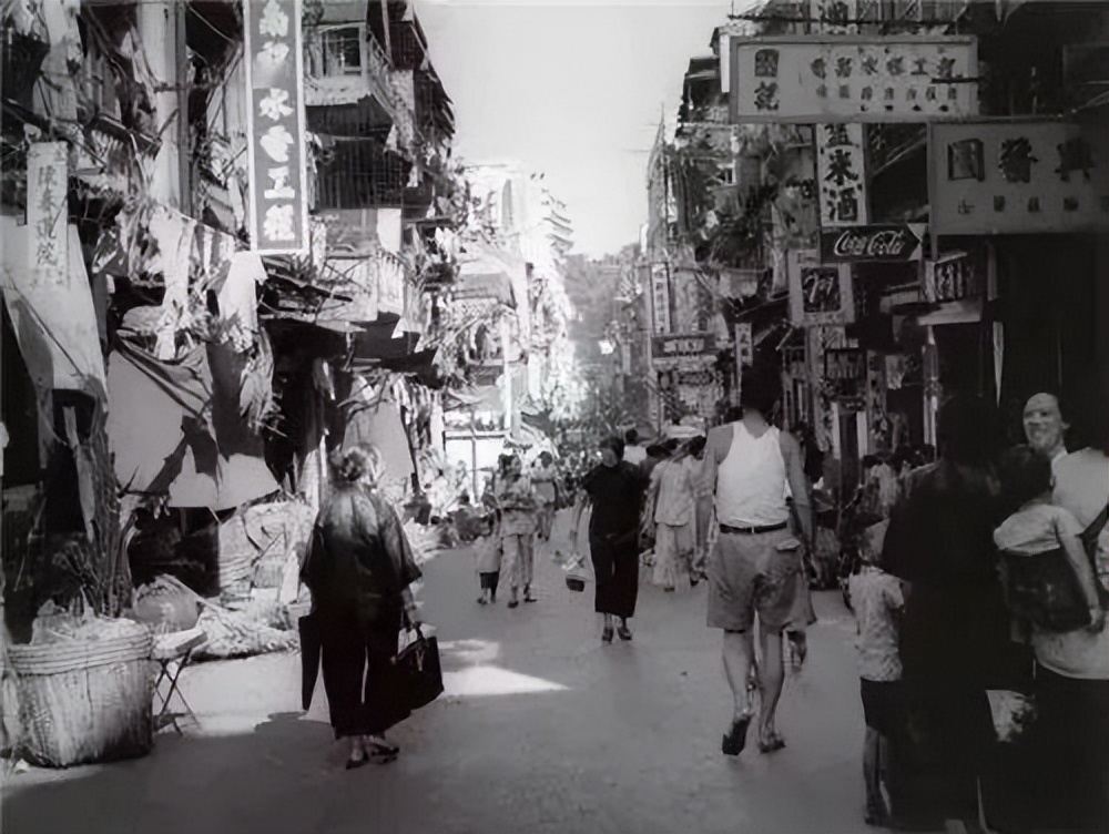 为什么香港有那么多黑帮？1997年香港回归，黑帮到底去哪了？