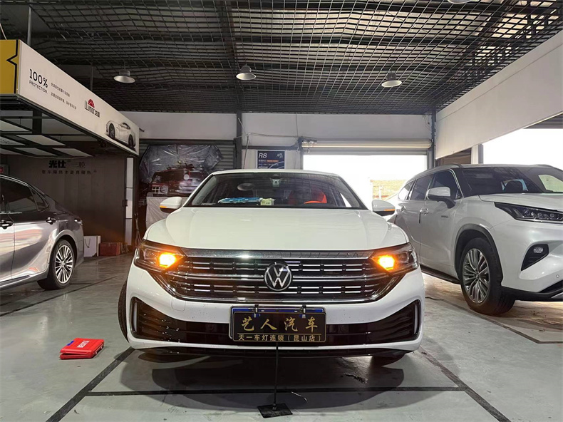 大众速腾2023转向灯,大众速腾前转向灯流水灯