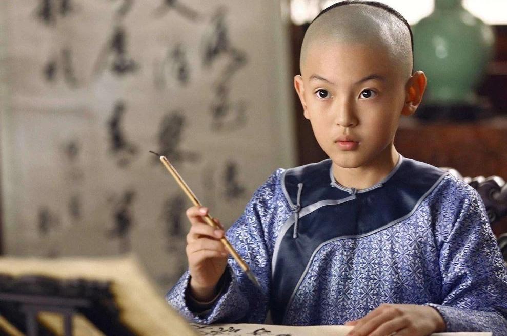 康熙第一次见到孙子乾隆,康熙为何喜欢乾隆孙子