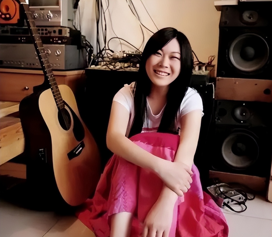 12年前，“西单女孩”走红后突然“销声匿迹”，她究竟去了哪里？