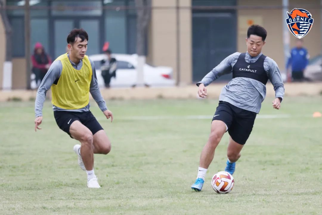 青岛青春足球场总投资,青岛青春足球场效果图