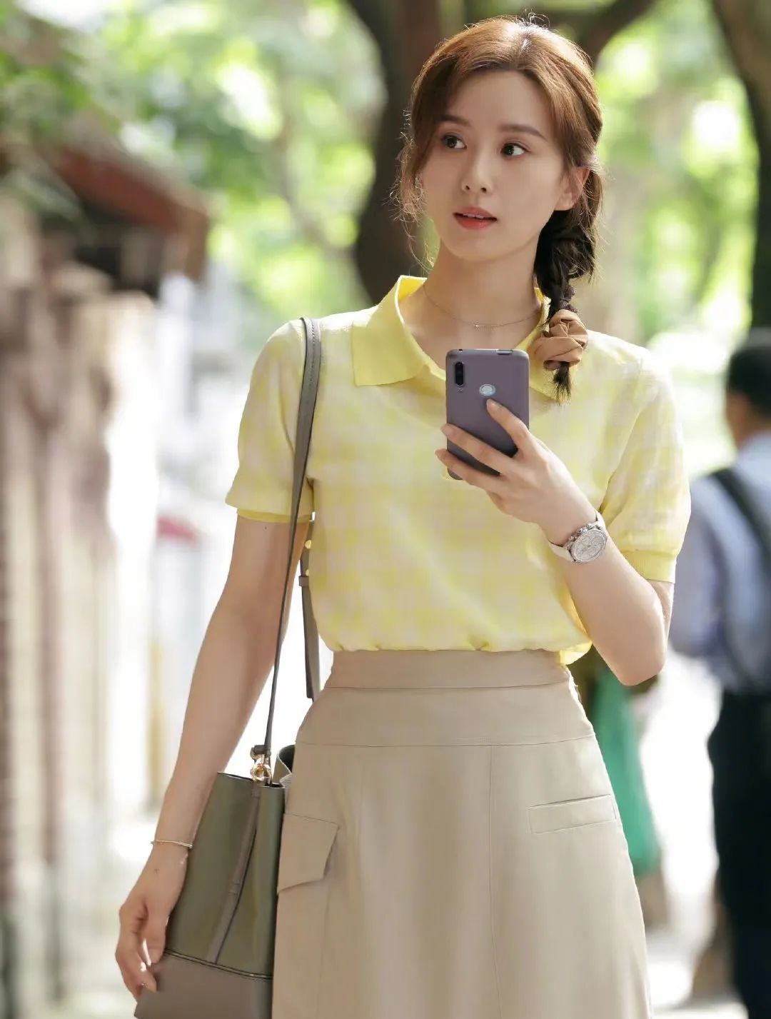 宝石也开始内卷了?做成珠宝or腕表,你Pick哪一个?