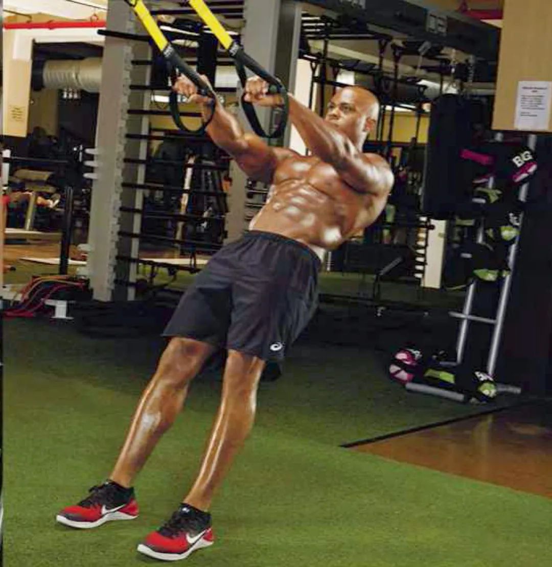 在家也能锻炼长个的运动,在家也能练成肌肉男