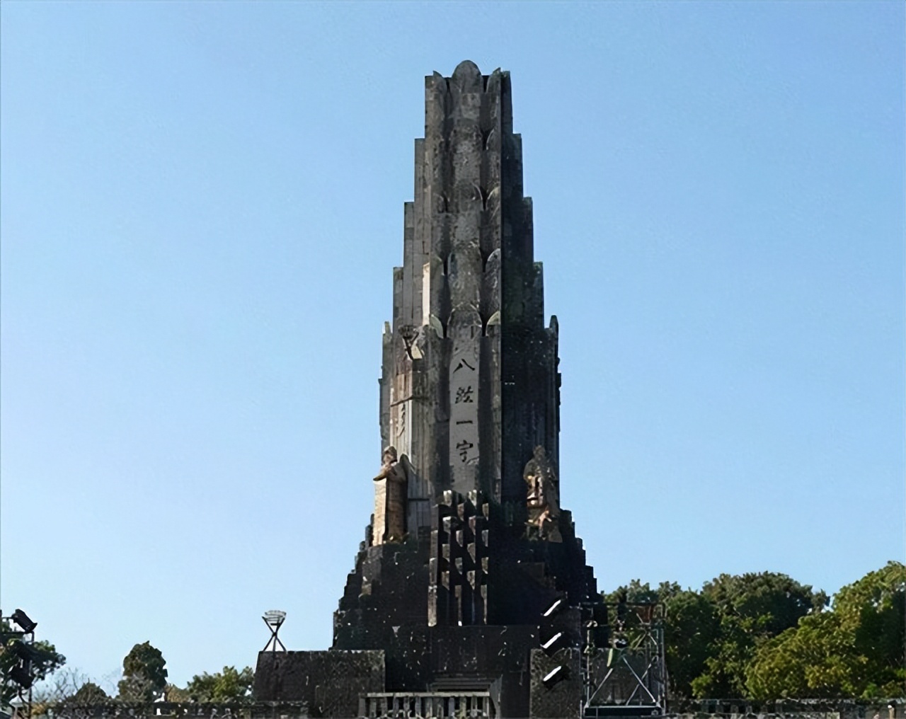 日本镇魂塔238块石头,中国石头压日本镇魂塔