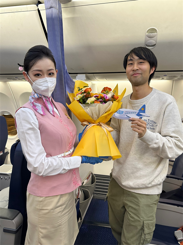 幸福航空开通西安到北京航线,幸福航空首航