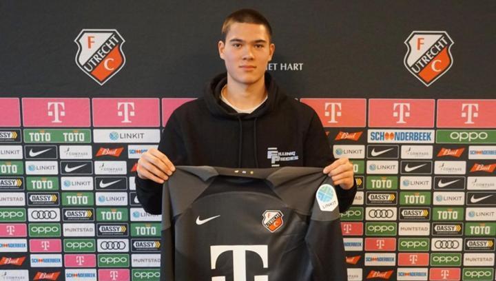 荷兰门将是哪个俱乐部的,荷兰华裔门将