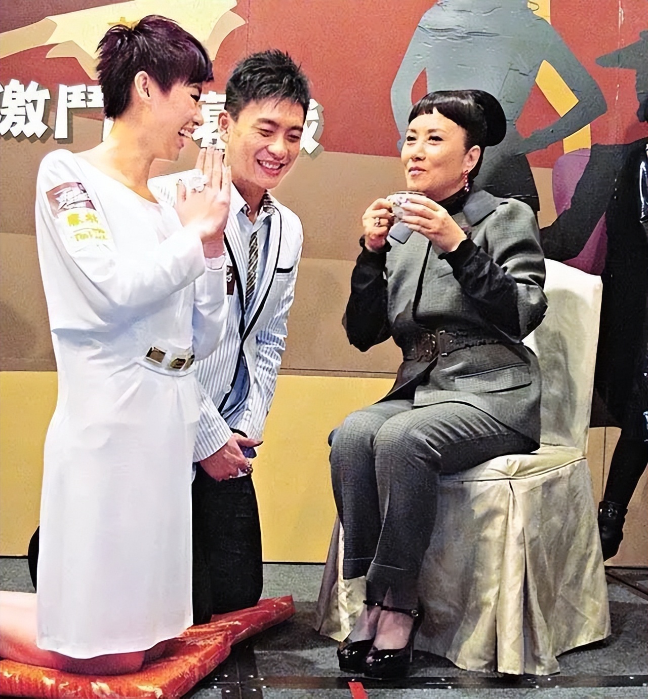 黄宗泽胡杏儿什么时候谈的恋爱,黄宗泽和胡杏儿算是最般配的一对