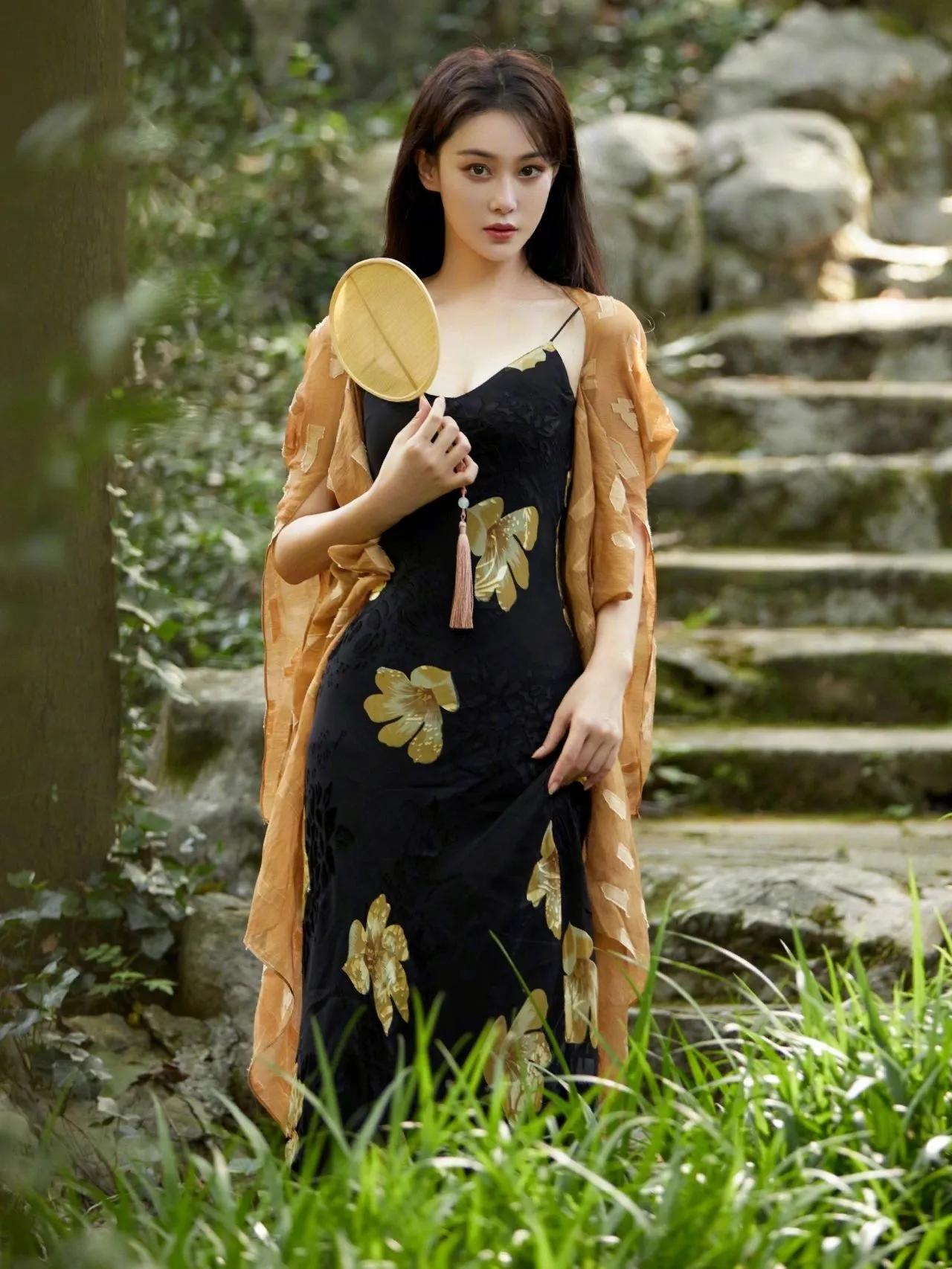 足球宝贝张馨予高清壁纸,张馨予1080p铜雀台壁纸