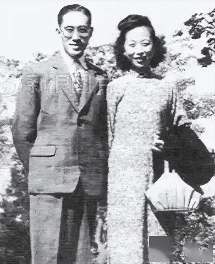 潜伏14年不被抓，原来保她的人不只是蒋介石，还有宋美龄