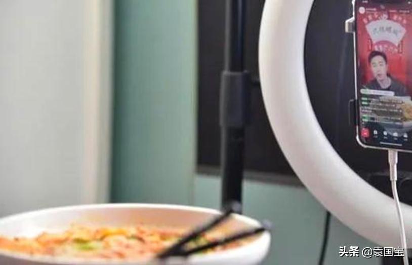 简析风口浪尖的直播电商行业现状,直播电商的转型之路有哪些