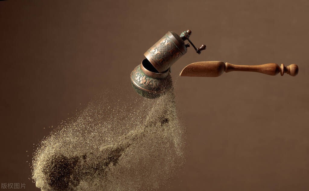 为啥黑胡椒粉没有臭味白胡椒粉有,超市买的现磨的胡椒粉怎么有臭味