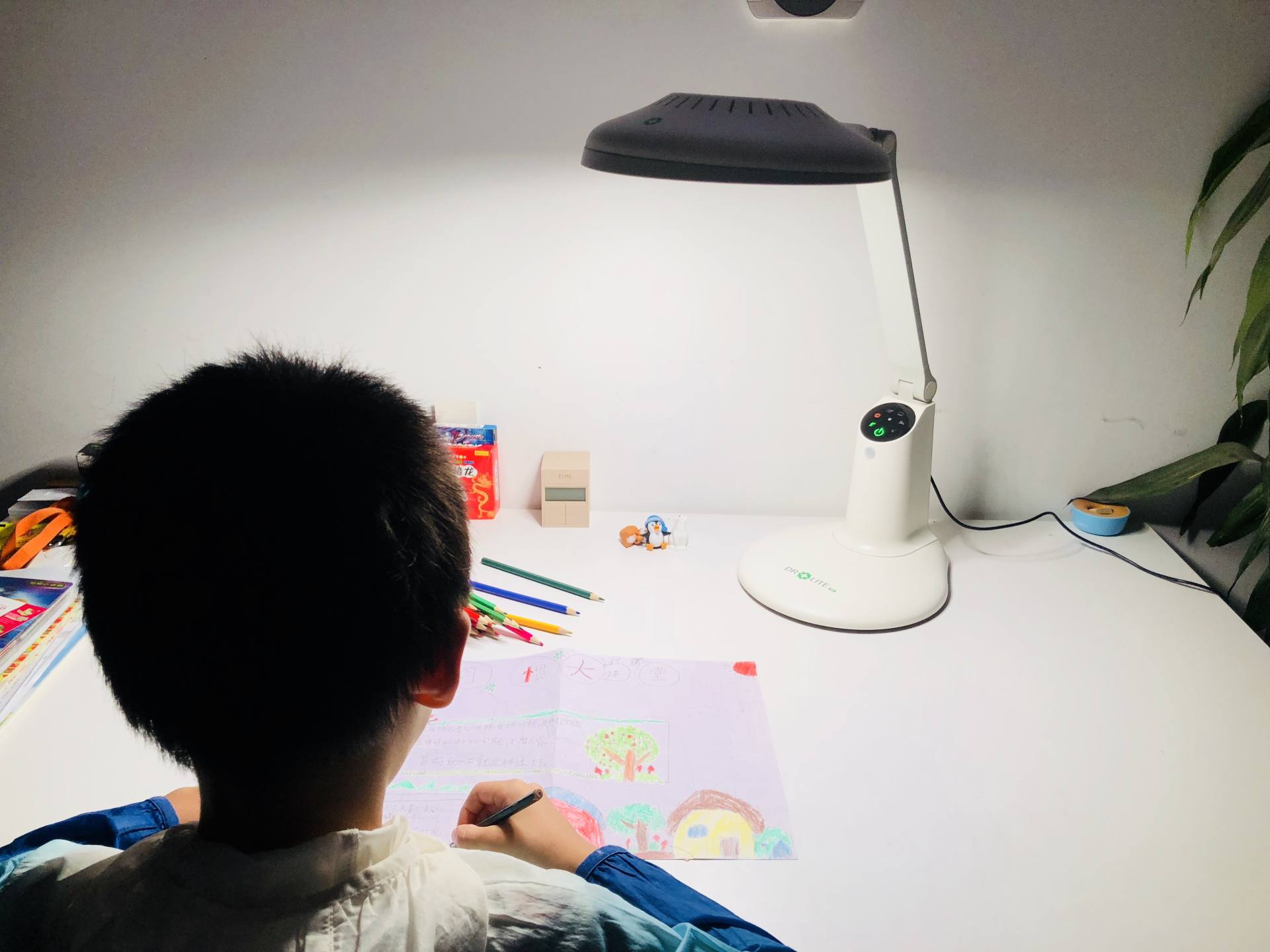 护眼台灯学习防蓝光专用测评,防近视台灯护眼学习灯