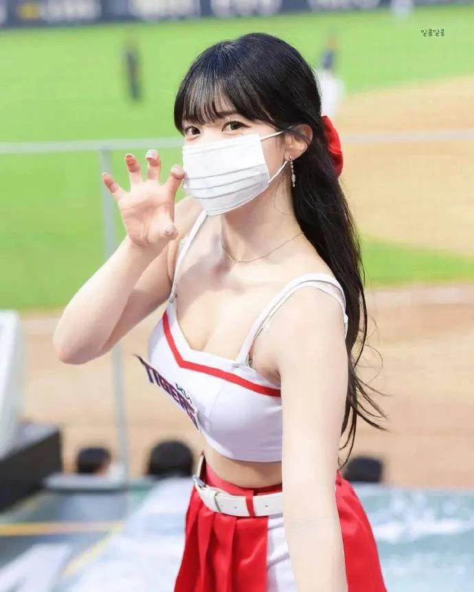 韩国拉拉队队长朴姬兰,世界杯韩国拉拉队队长