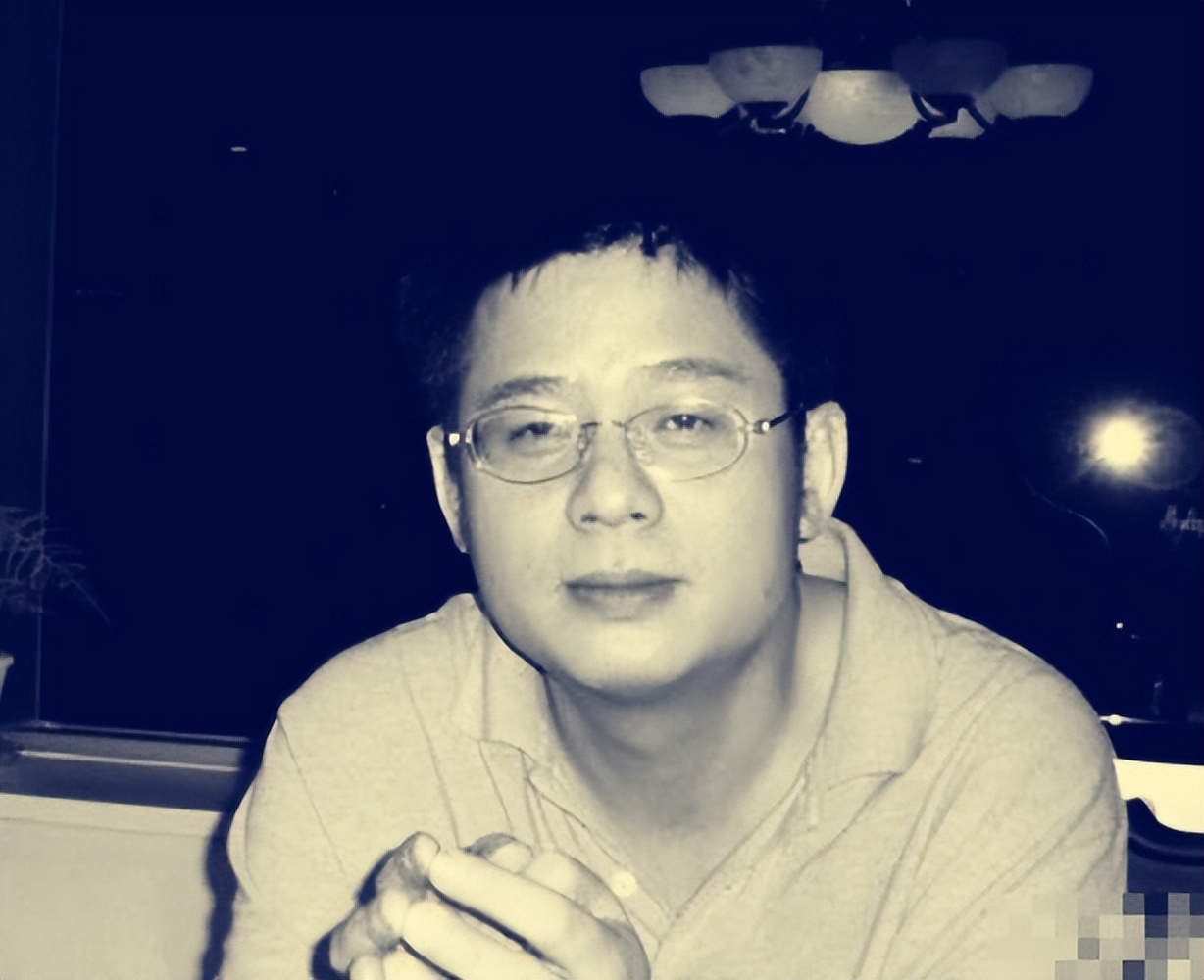 婀樺晢绗竴濂囨墠鍒樻尝娑堝け涔嬭皽,婀樺晢绗竴濂囨墠鍒樻尝