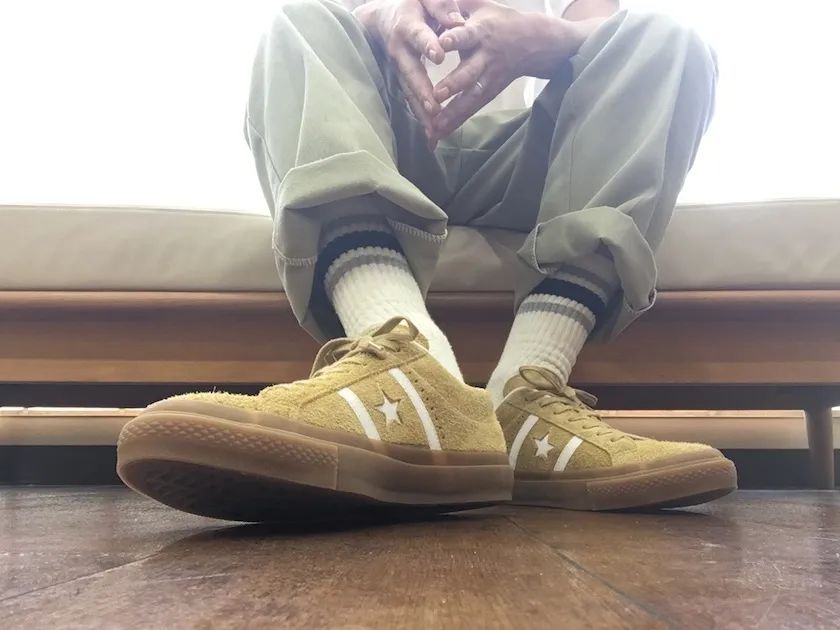 一穿就上瘾的时尚鞋,最新款的胶底鞋