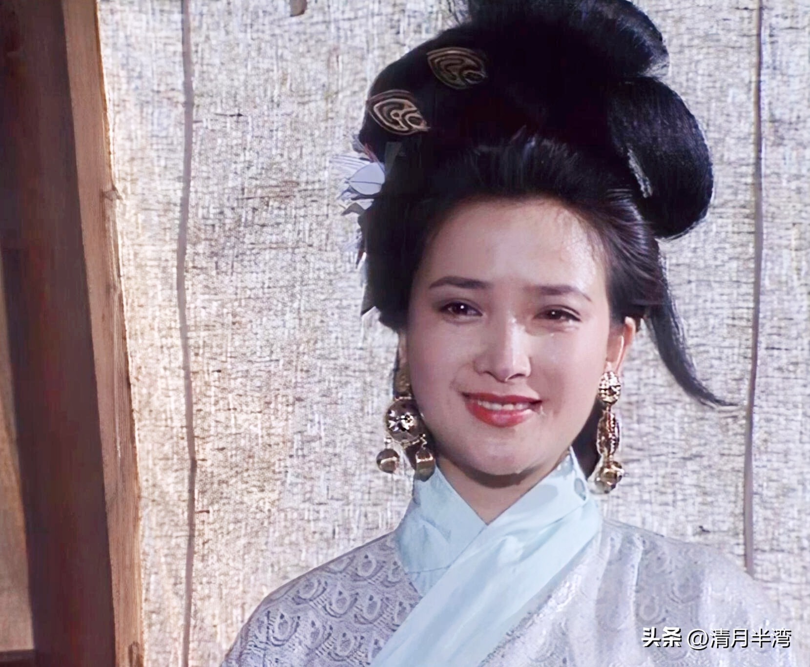 10位桃花眼明星,七位桃花眼女明星图片