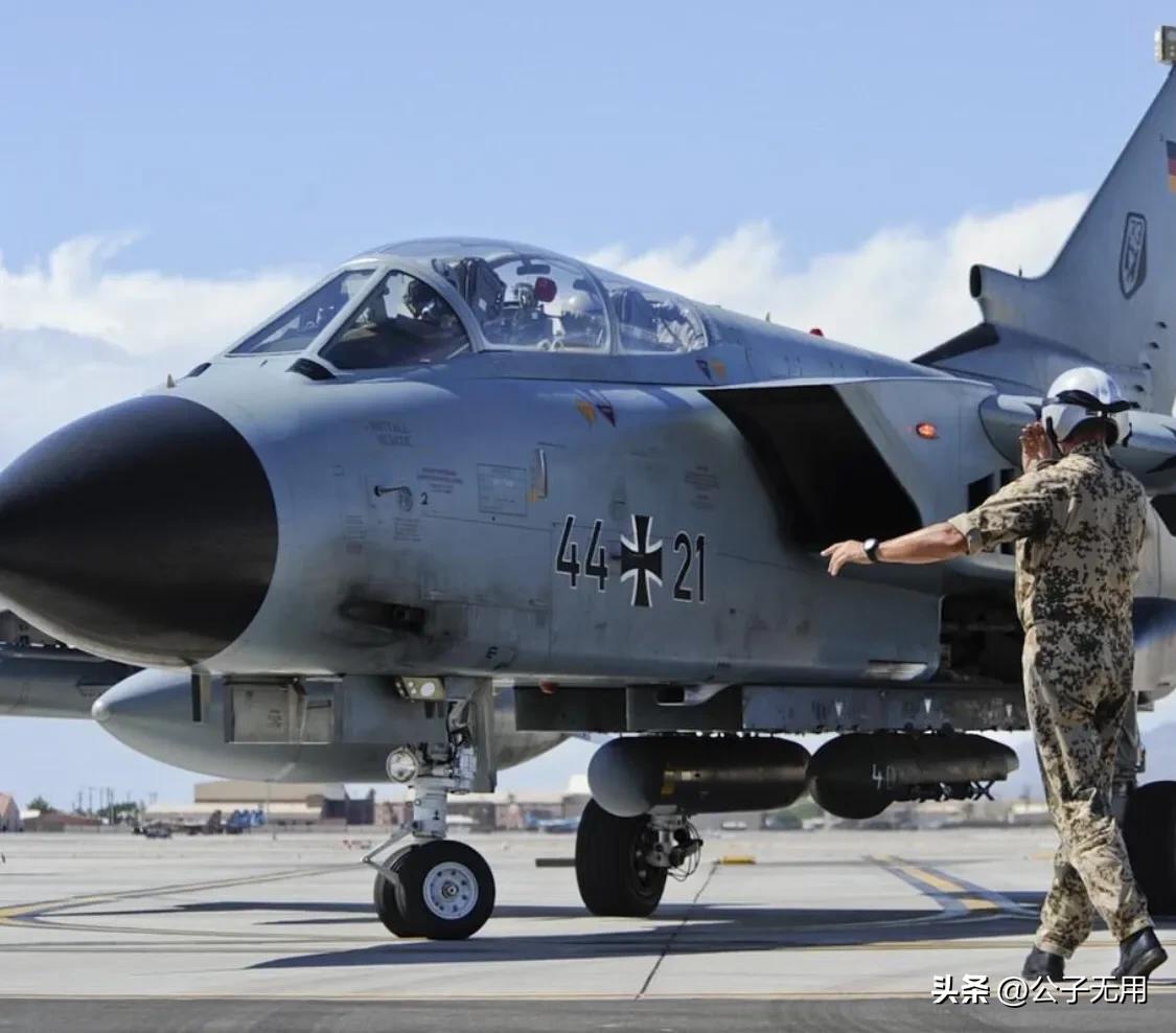 战斗机排名世界前10的各国空军：只论数量，不谈质量