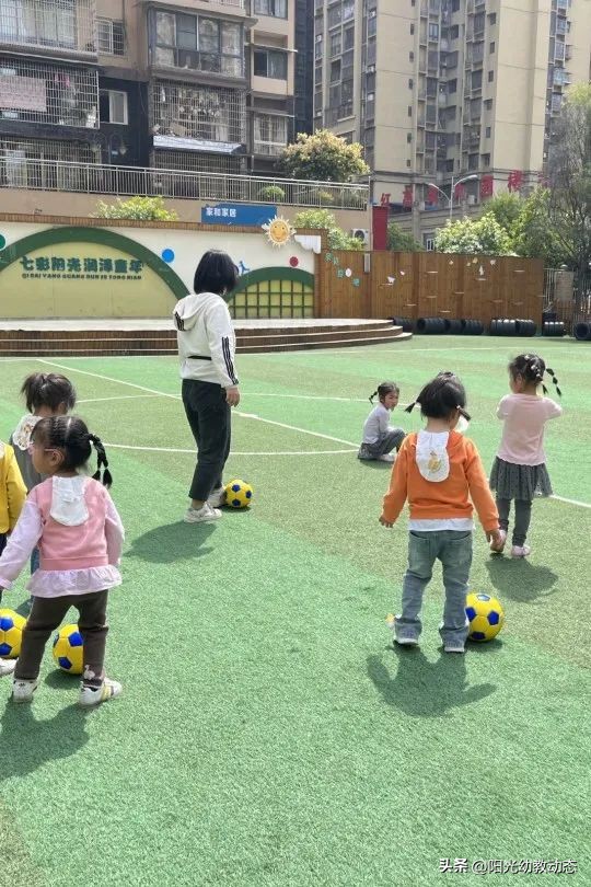 3到7岁足球游戏教案,足球游戏打鸭子教案