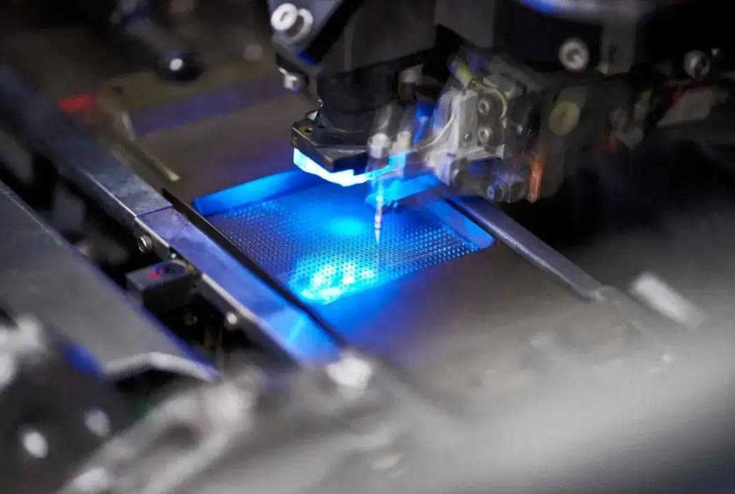 中国还可以购买duv光刻机吗,美国阻挠荷兰向中国出售光刻机