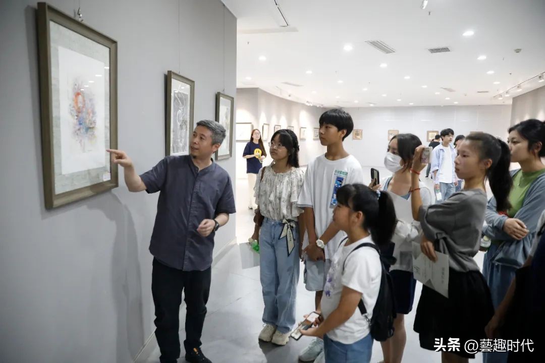 澶╂触缇庢湳瀛﹂櫌鍒涗綔鐮旂┒涓績,澶╂触缇庢湳瀛﹂櫌鑹烘湳鍒涗綔鐮旂┒涓績