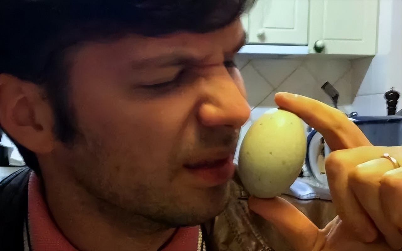 松花蛋内幕,松花蛋的名称怎么来的