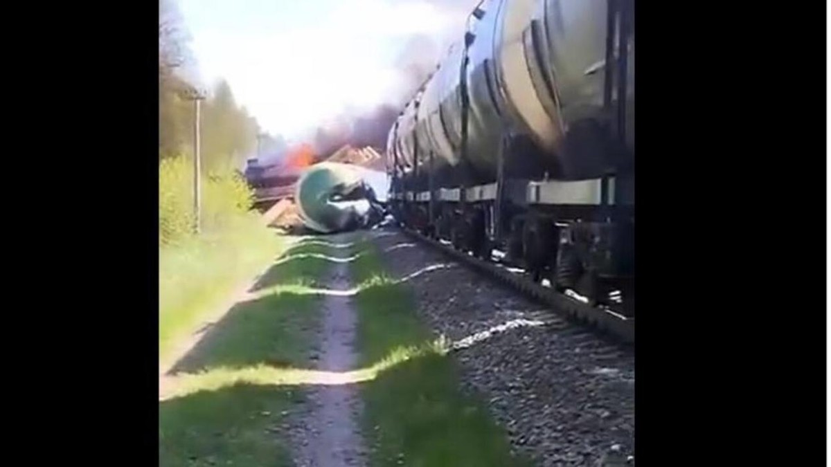 美对菲打包票，小马科斯两头下注，俄内部生乱，泽连斯基赌上国运