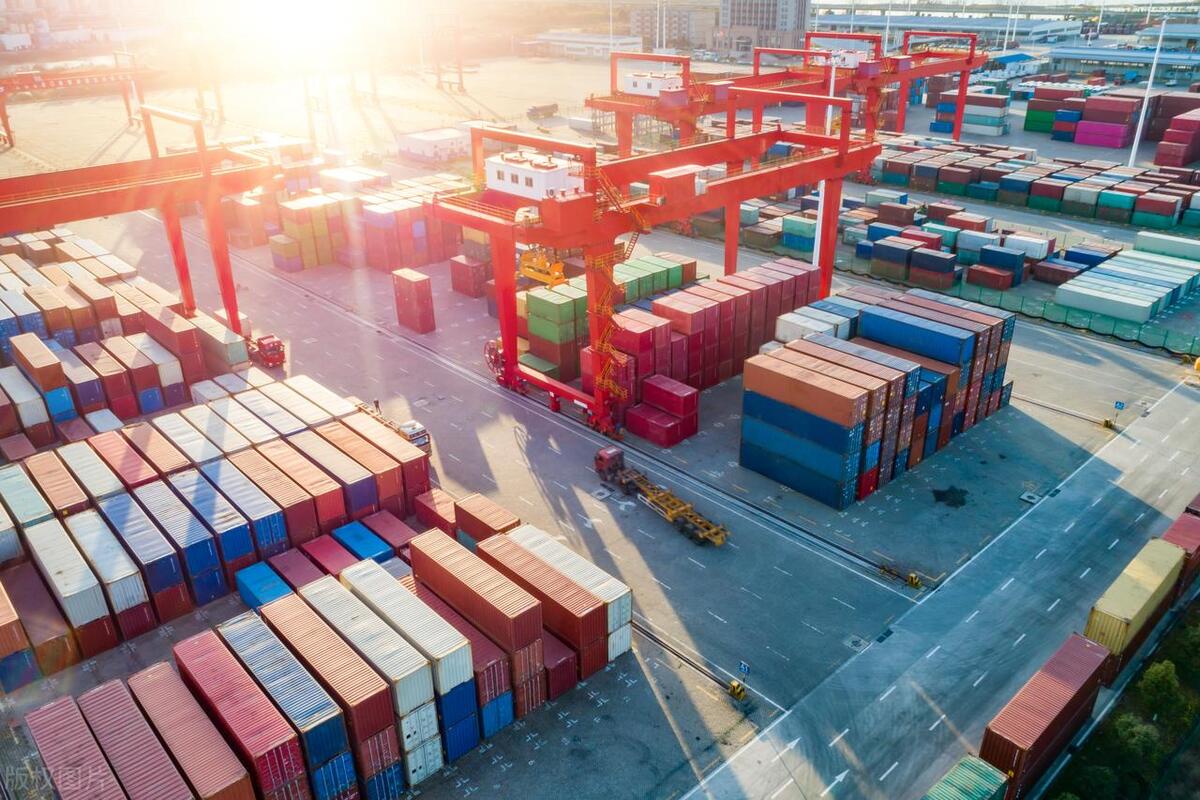 选择国际快递公司要考虑哪些因素,各个国际快递服务差别