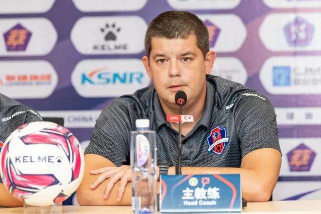 cdtv中超梅州客家vs成都现场直播,梅州客家足球俱乐部冲击中超成功