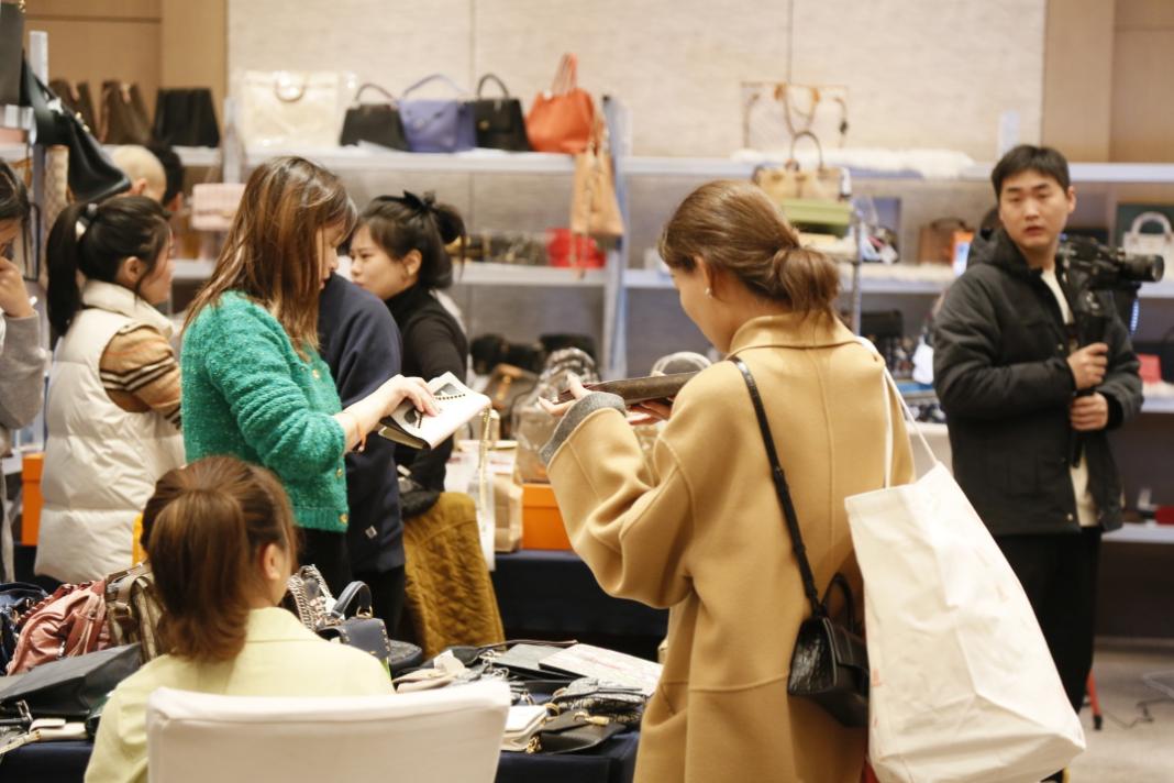 二手奢侈品包包挣钱吗,二手奢侈品包行业