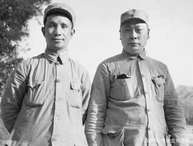 *少奇刘**为何极力反对陈毅入选“十大元帅”？回顾过往你会明白原由