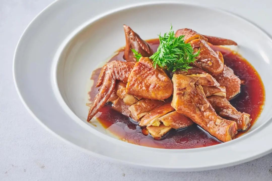 这个穿越中国餐饮周期的长红品牌，又放大招！