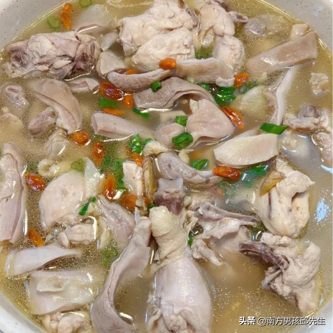 猪肚的好吃做法视频,猪肚的家常做法放哪些补品