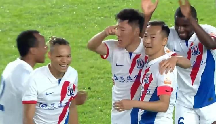 申花门将多次现神扑,上海申花门将豪言壮志