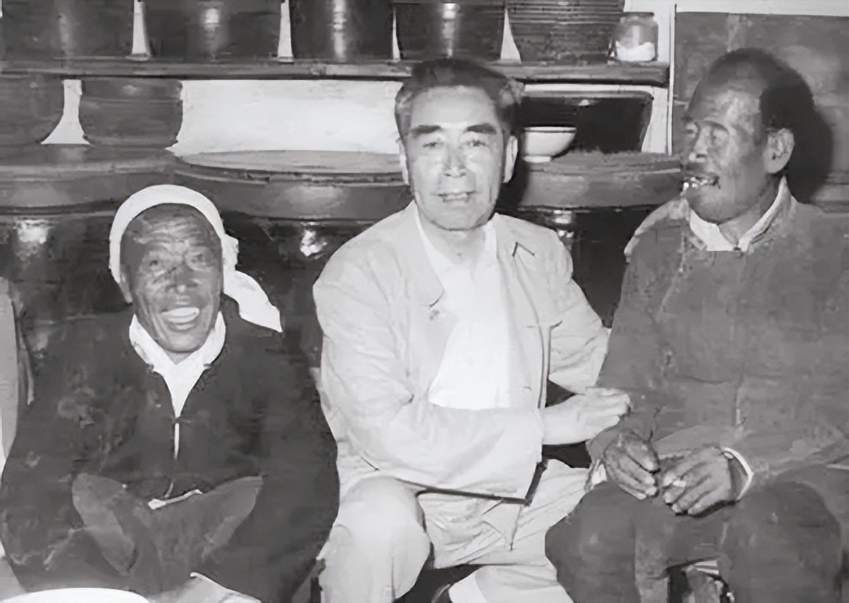 1973年，周恩来第3次视察大寨，感慨：我老了，不会有希望再来了