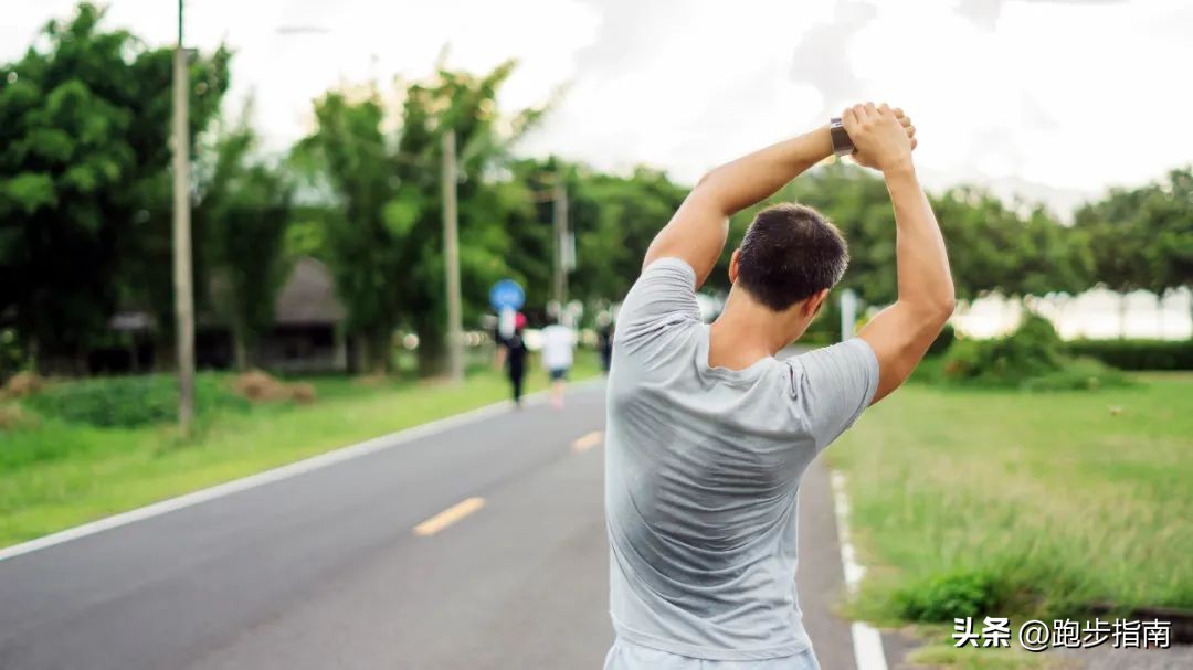 初跑者跑步注意事项,提高跑步能力的10个基本动作练习