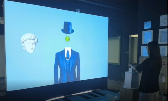 你知道经典画作可以怎么玩嘛？带你了解机械智能艺术画框