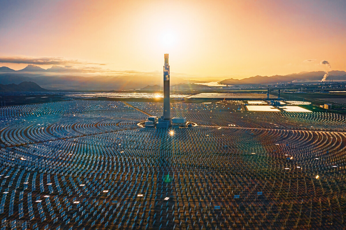 祁连山下小城德令哈将成为21世纪的“迪拜”？