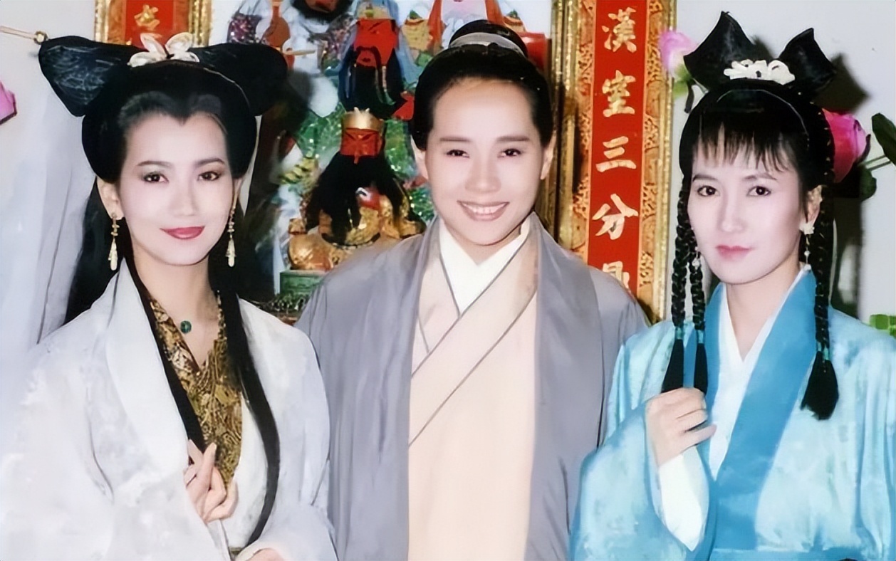 难以超越的13个经典角色,新旧对比15位毁经典的辣眼睛角色