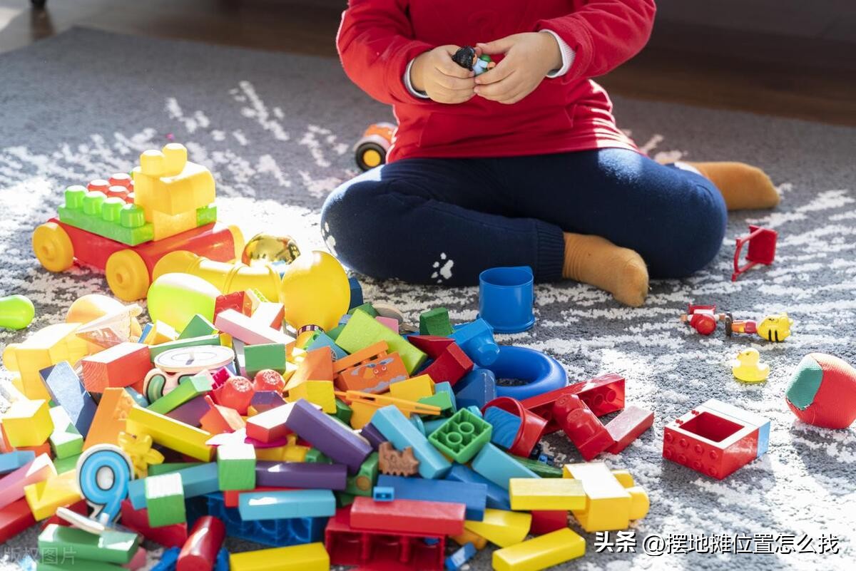 摆摊卖玩具拼图赚钱吗,摆摊玩具便宜货源批发市场