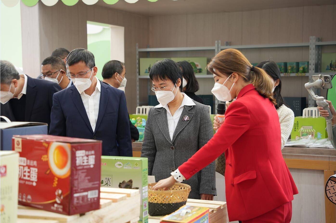 清远市城市品牌及五大百亿农业产业区域公用品牌亮相