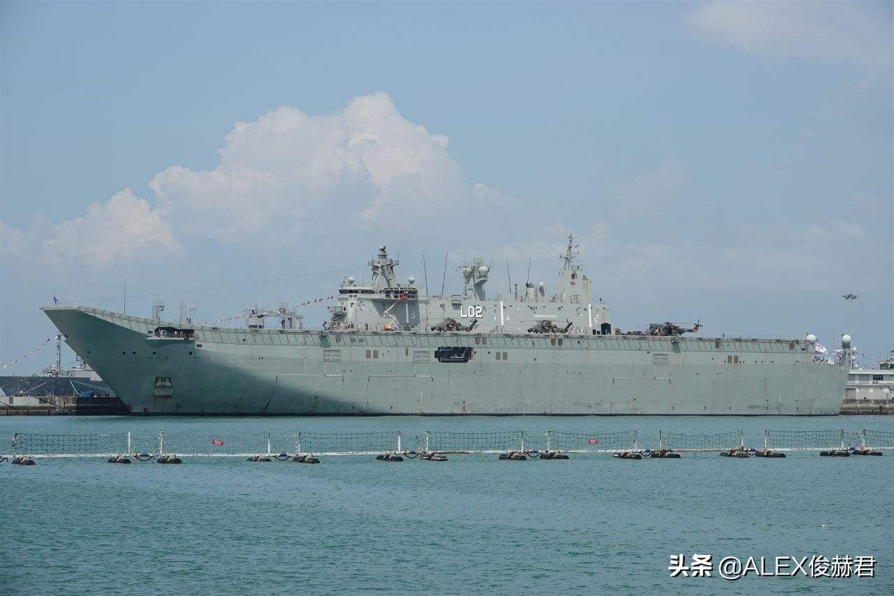 4万吨两栖攻击舰,澳大利亚海军第二舰队