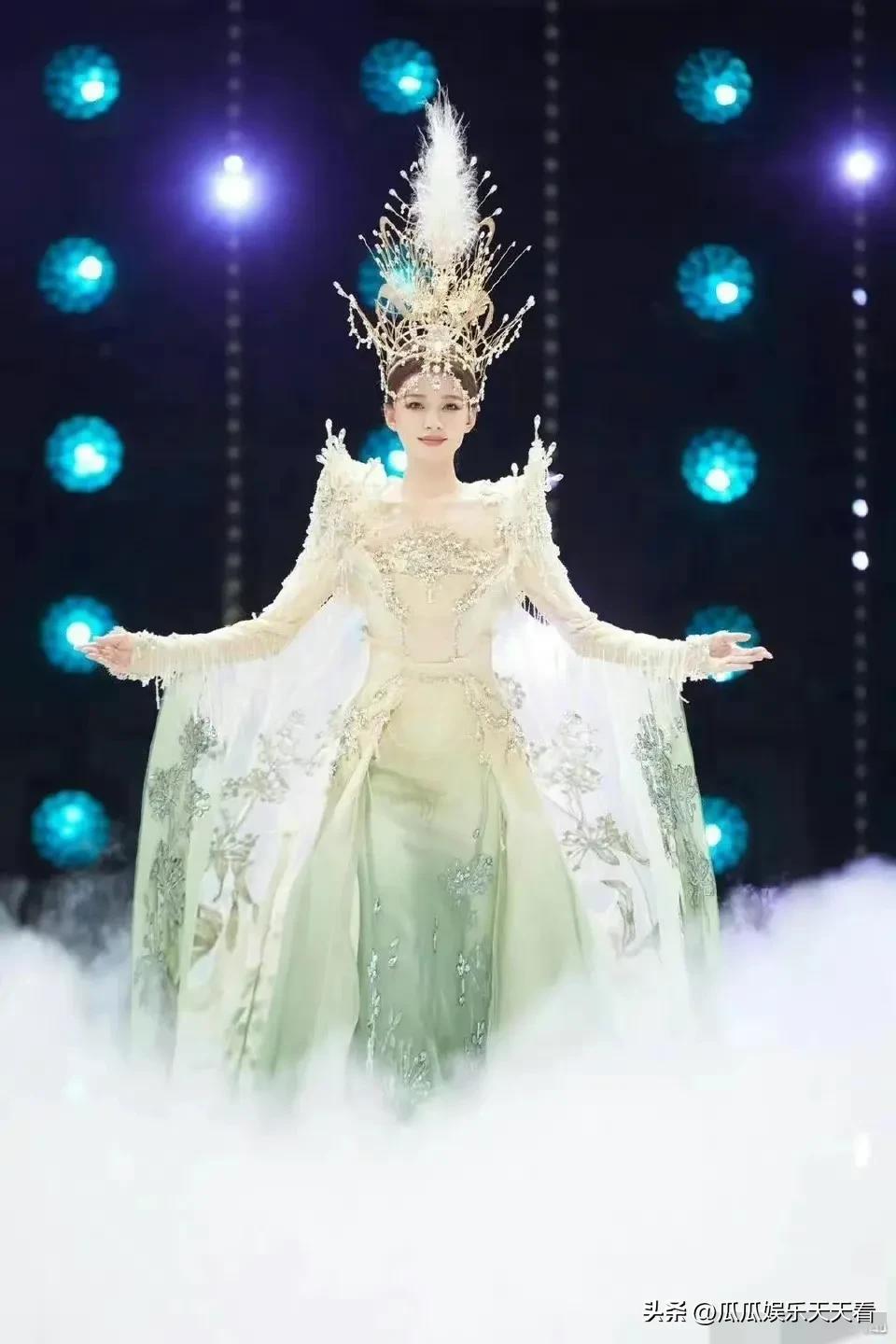 金鹰奖各个演员的高光时刻,金鹰奖第2022届颁奖典礼各个奖项