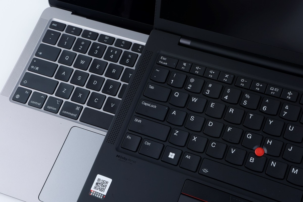 macbookpro对比thinkpadx1如何选择,thinkpadx1carbon和macbookpro对比