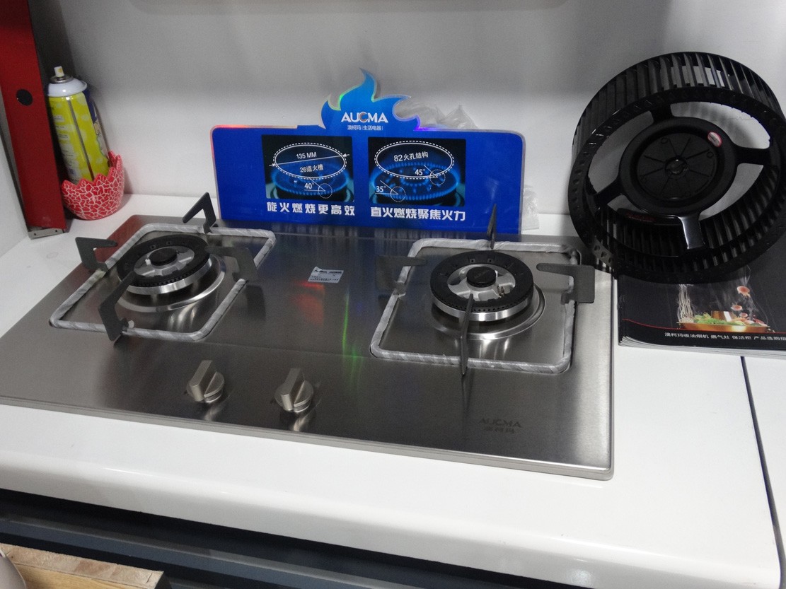 燃气松手就灭火怎么回事,天然气燃气灶打火正常一会就灭了