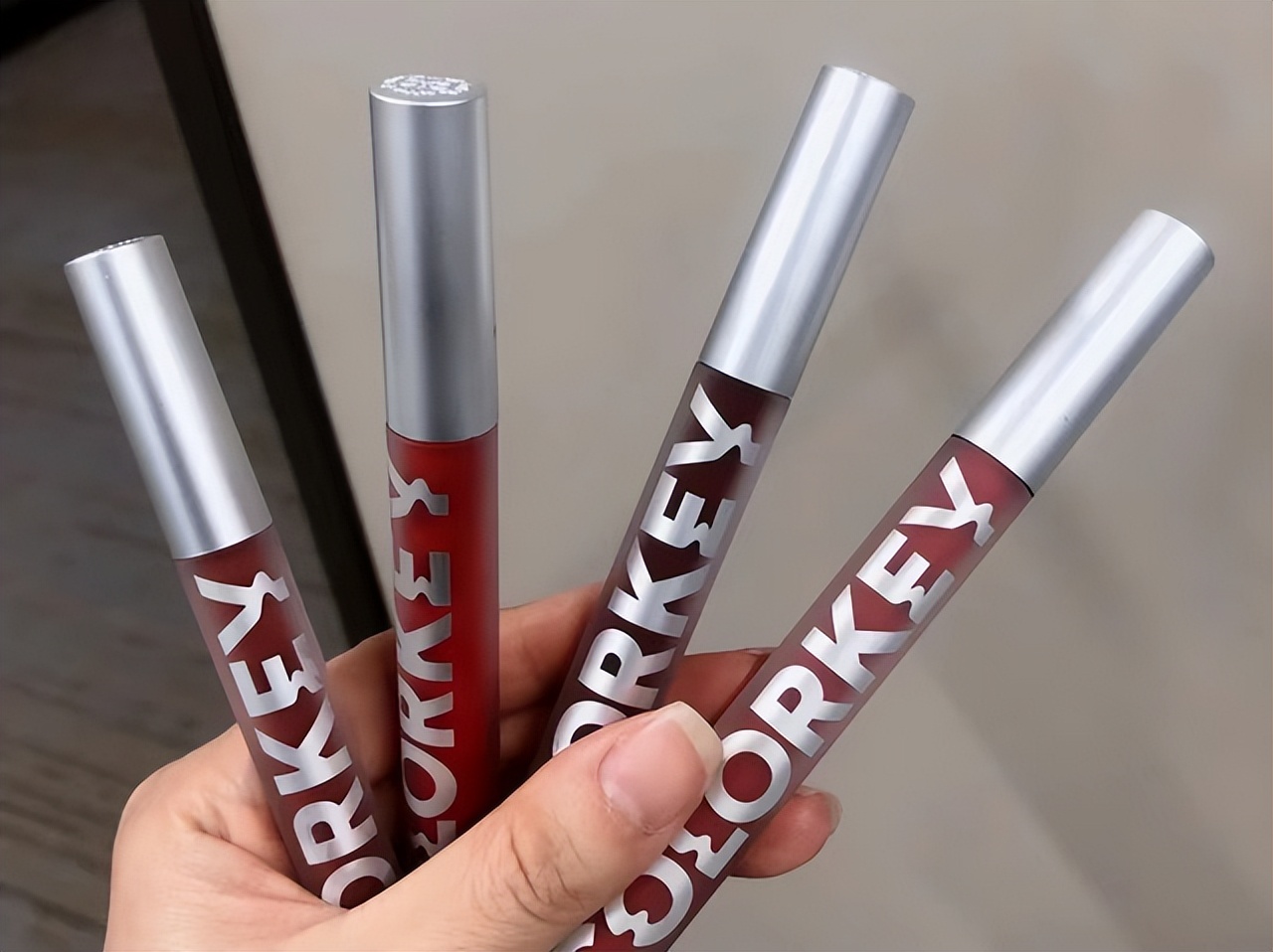 最减龄的唇形是哪一种,唇形好看的薄唇