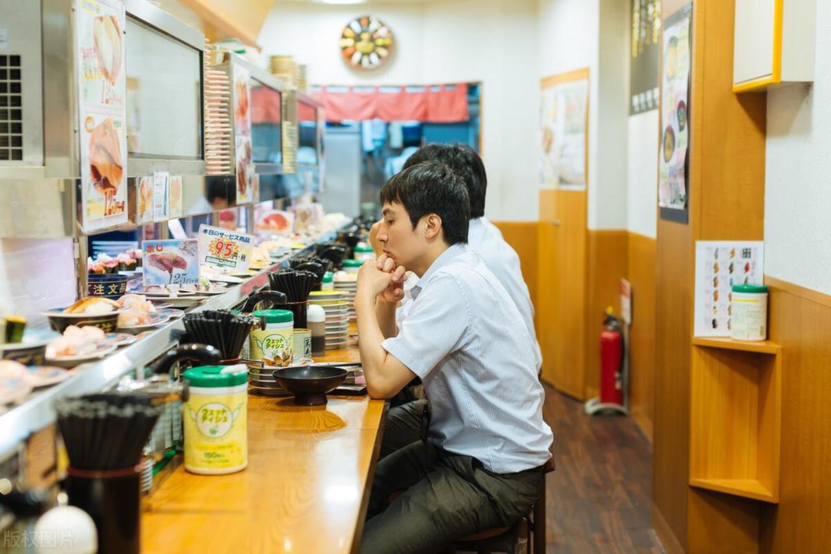 开寿司店现在需要标准的操作间吗,一元自选寿司店选址