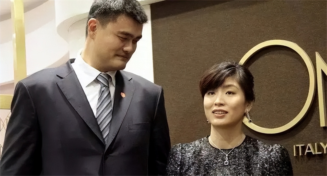 姚明叶莉个人简介,姚明和老婆叶莉高清视频