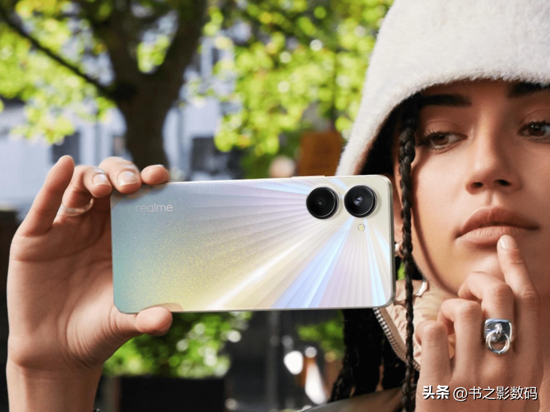 256gb内存版本售价1199元,目前最便宜的12+256手机