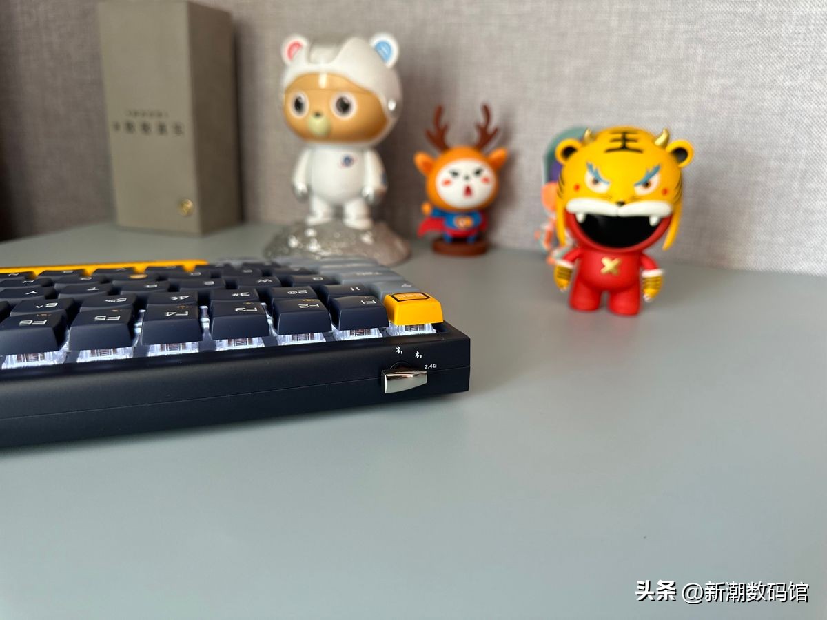 杜伽发布HiKeys双模机械键盘,杜伽银轴机械键盘评测