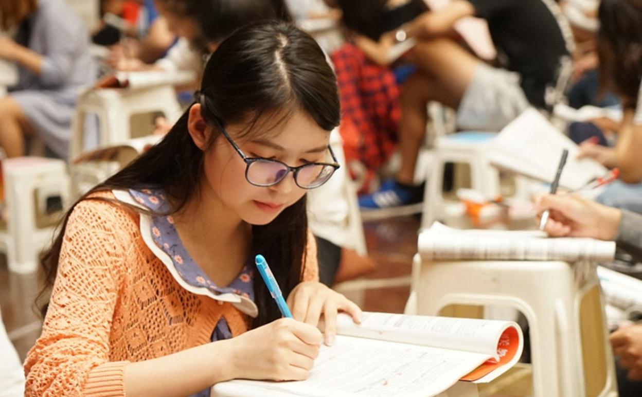 中国到2030年的人口数目预测,2056年中国还有多少人口